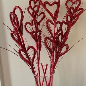 VALENTINES DAY! NEW 8 PC RED 25” GLITTER DOUBLE HEART VALENTINE CRAFT STAKES